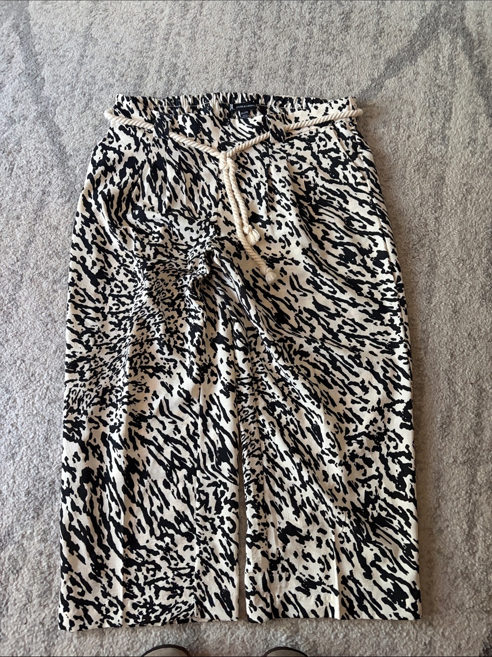 Jules & Leopold Chita Printed wide leg pants
